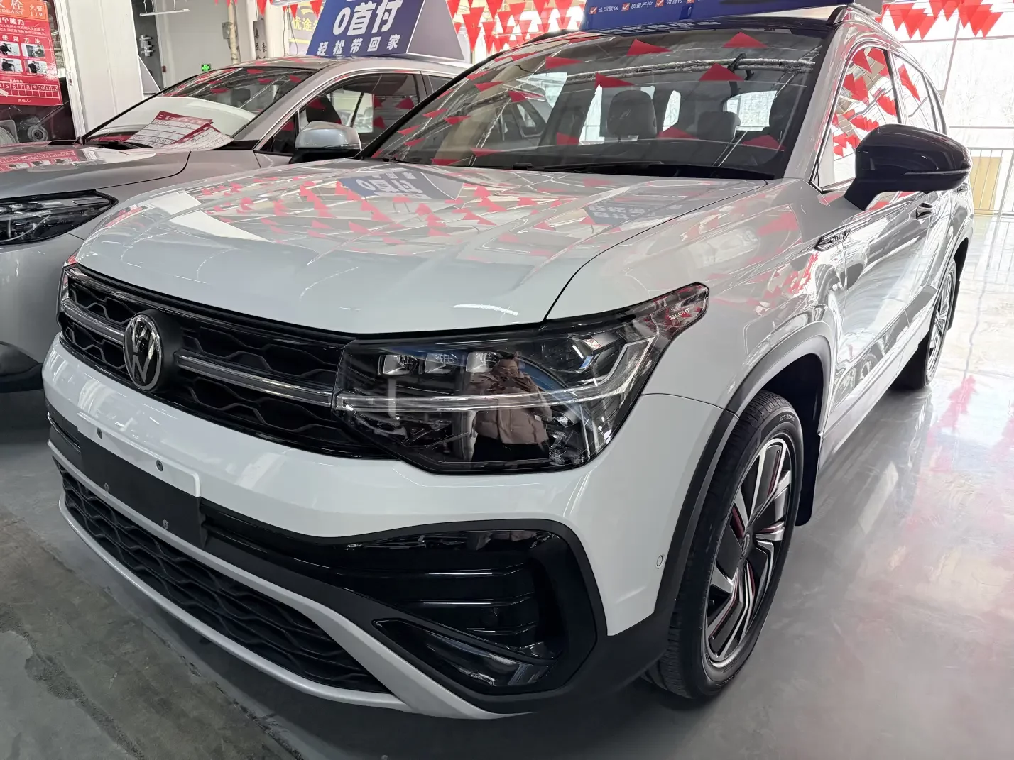 Volkswagen Tharu