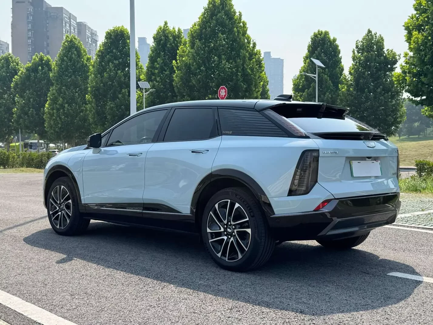Cadillac IQ Aoge