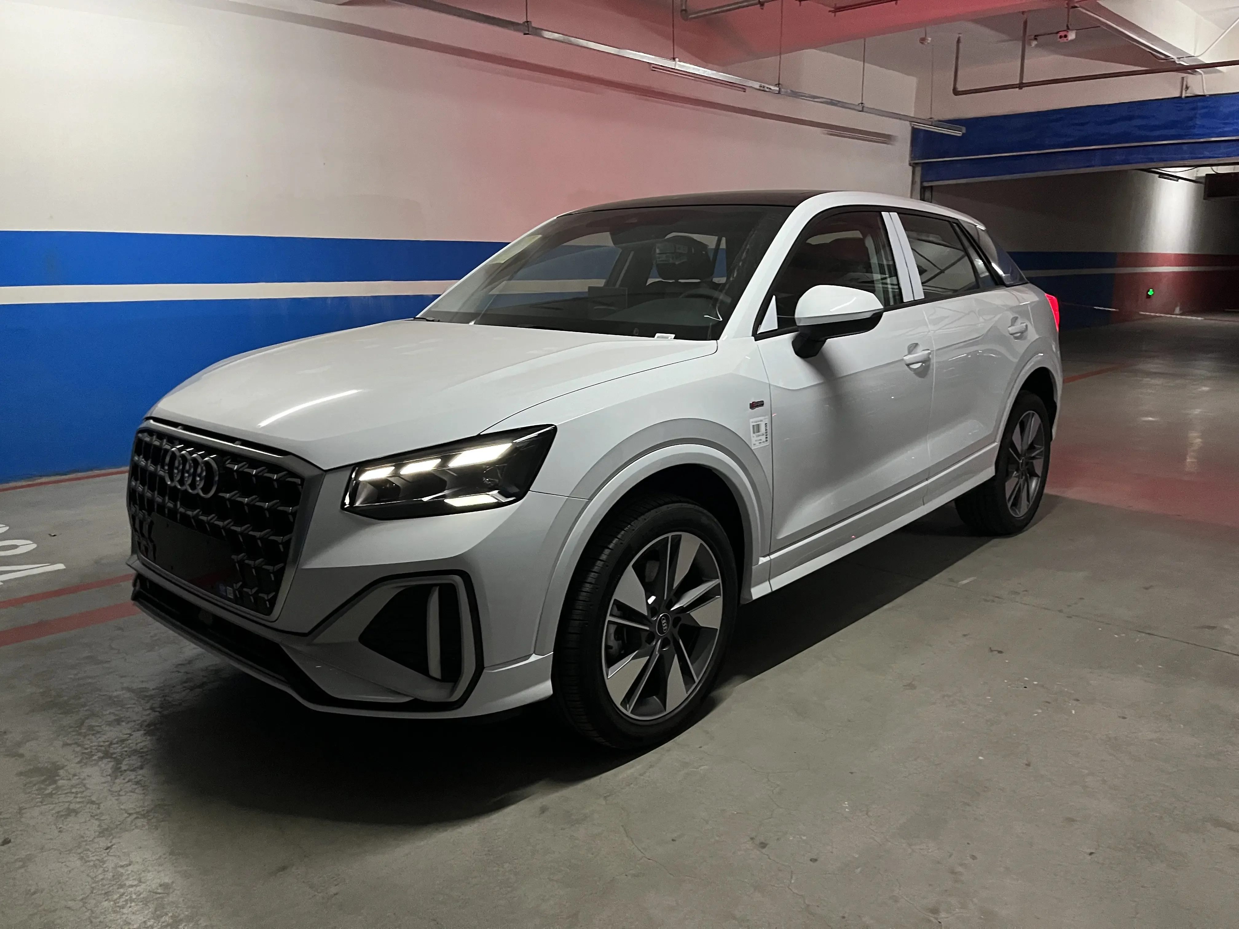 Audi Q2L