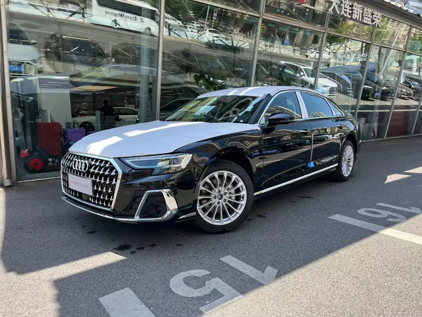 Audi A8