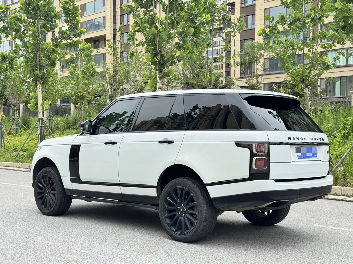 Land Rover range rover