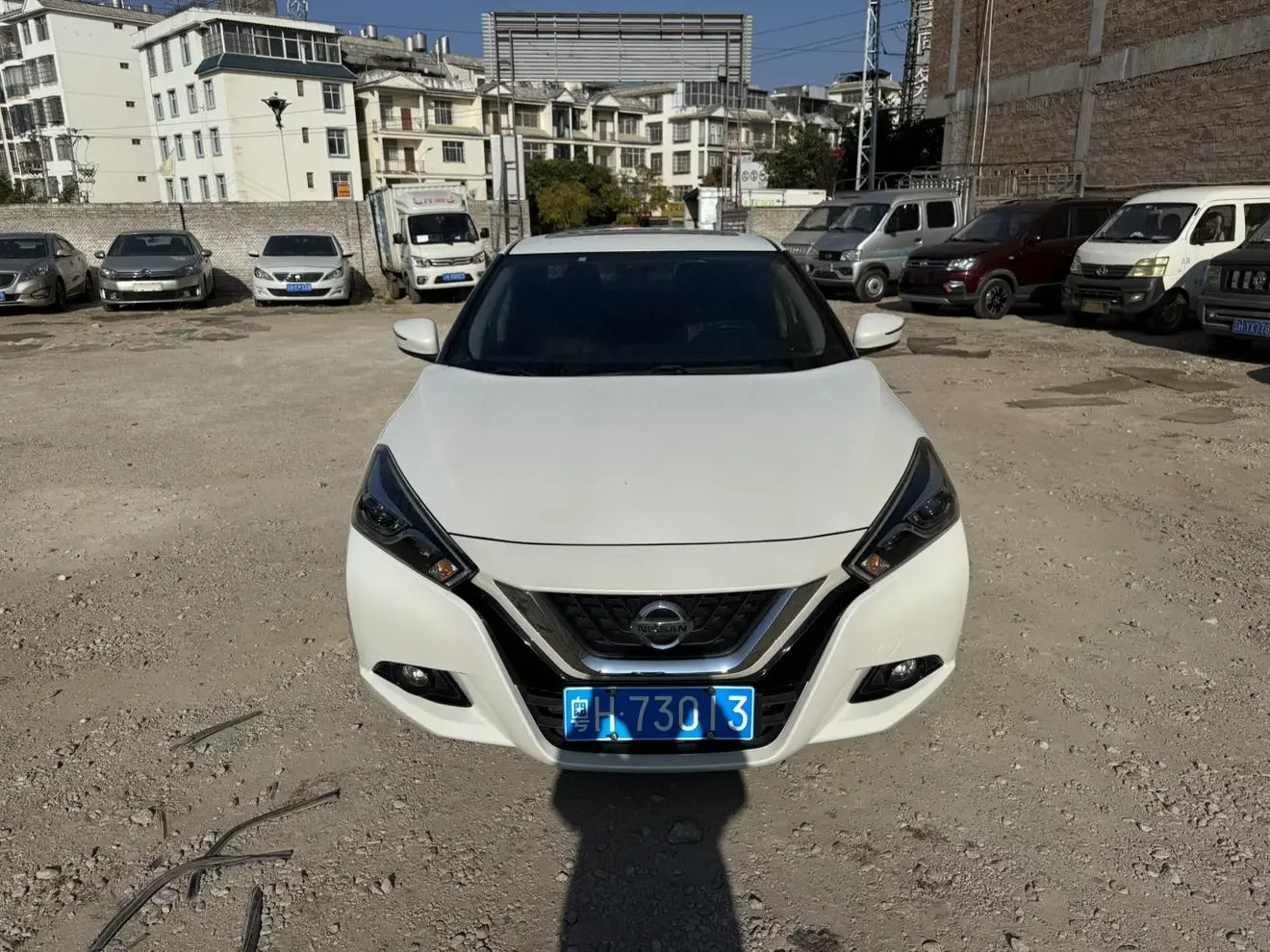 Nissan bluebird