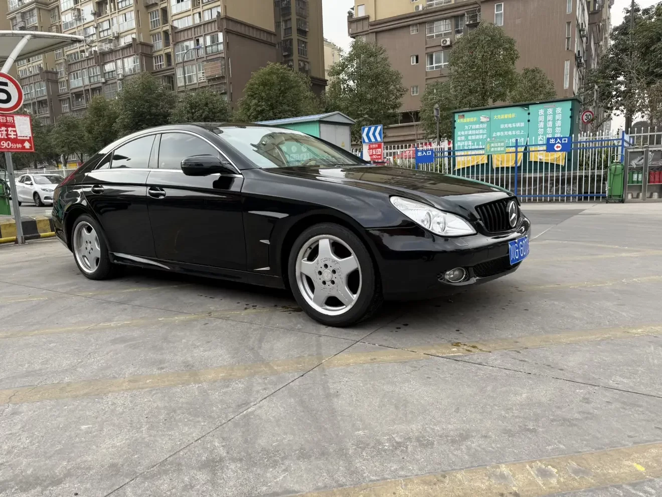 Mercedes-Benz CLS