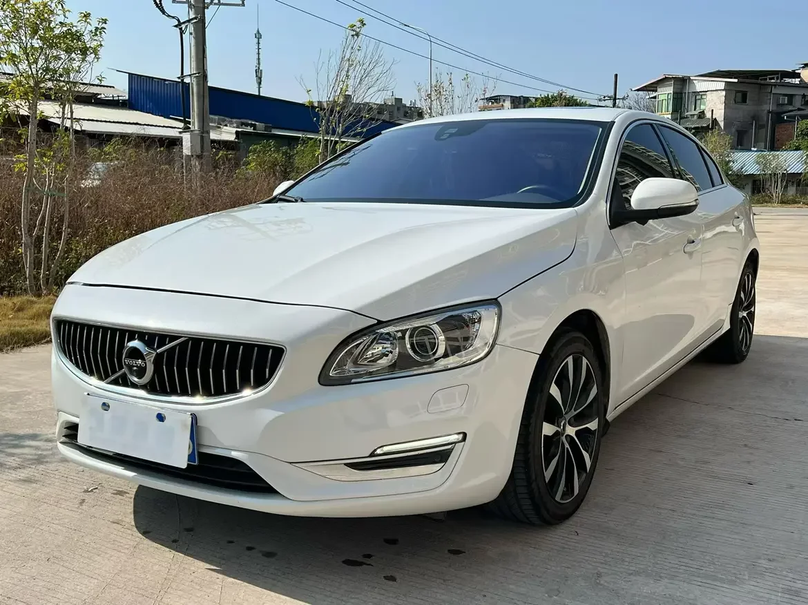 Volvo S60
