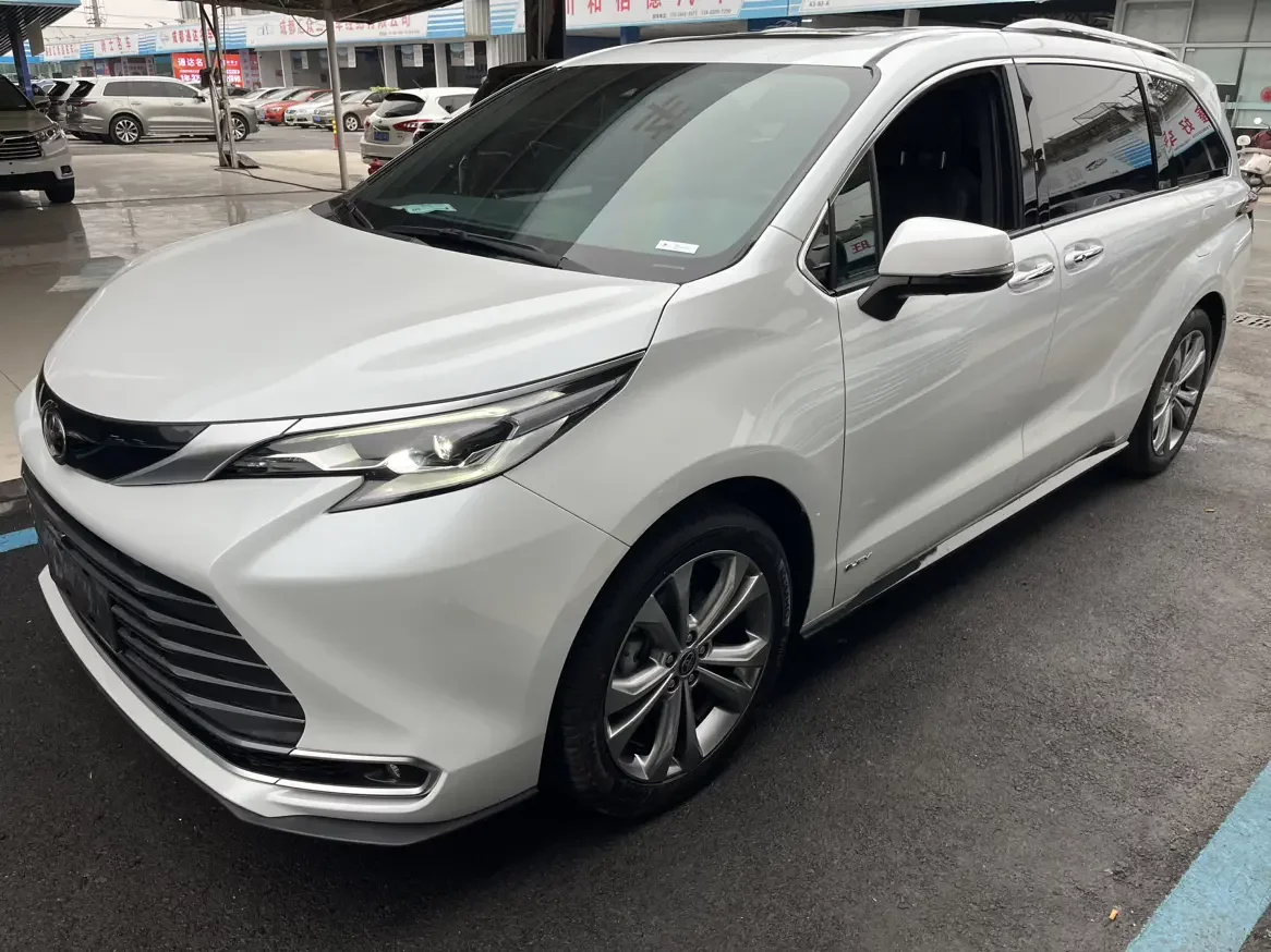 Toyota Sienna