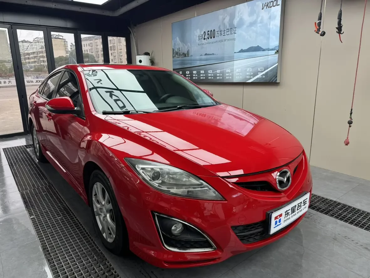 Mazda 6