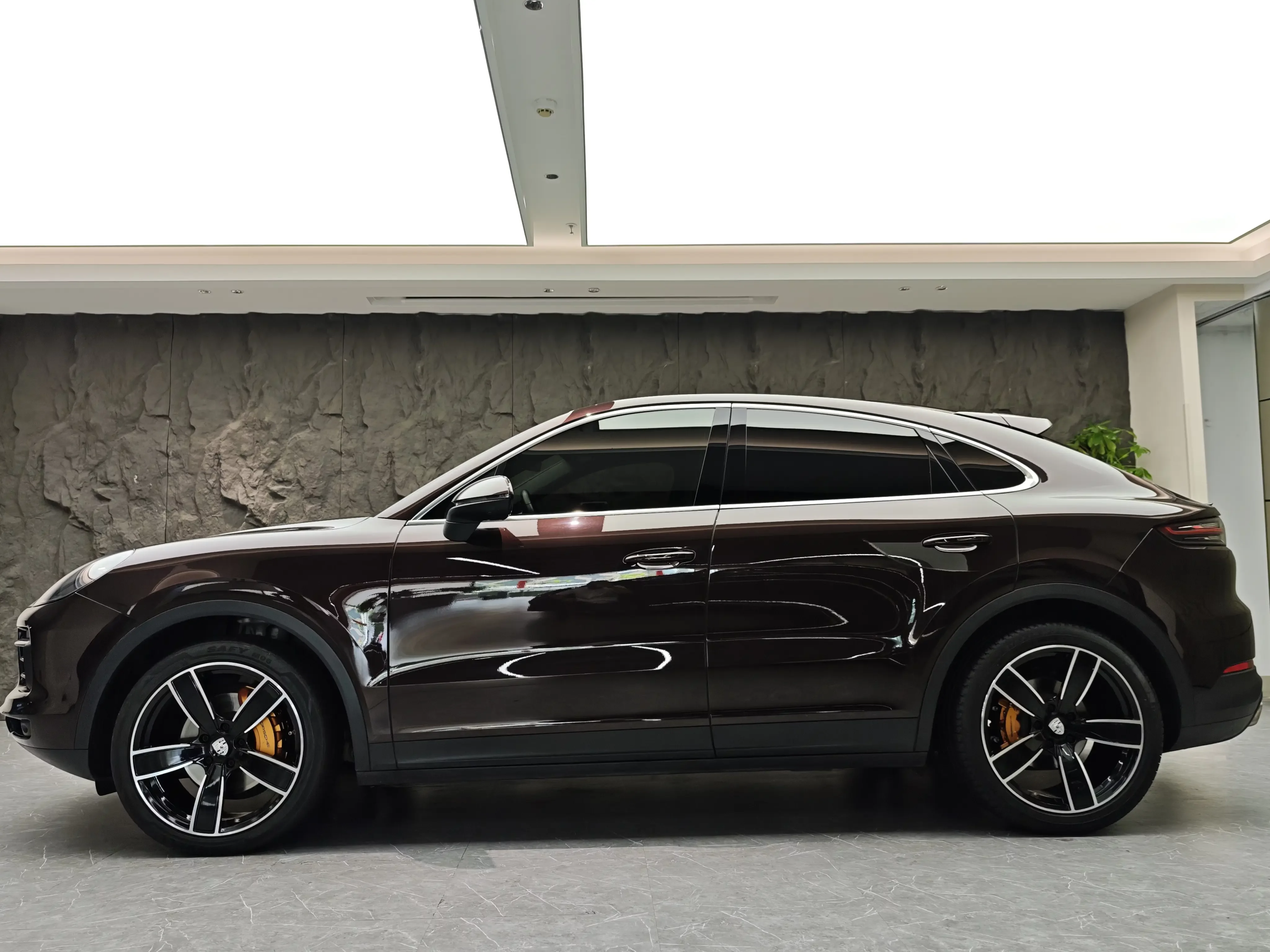 Porsche Cayenne Coupe