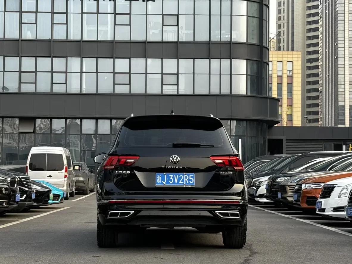 Volkswagen Tiguan L