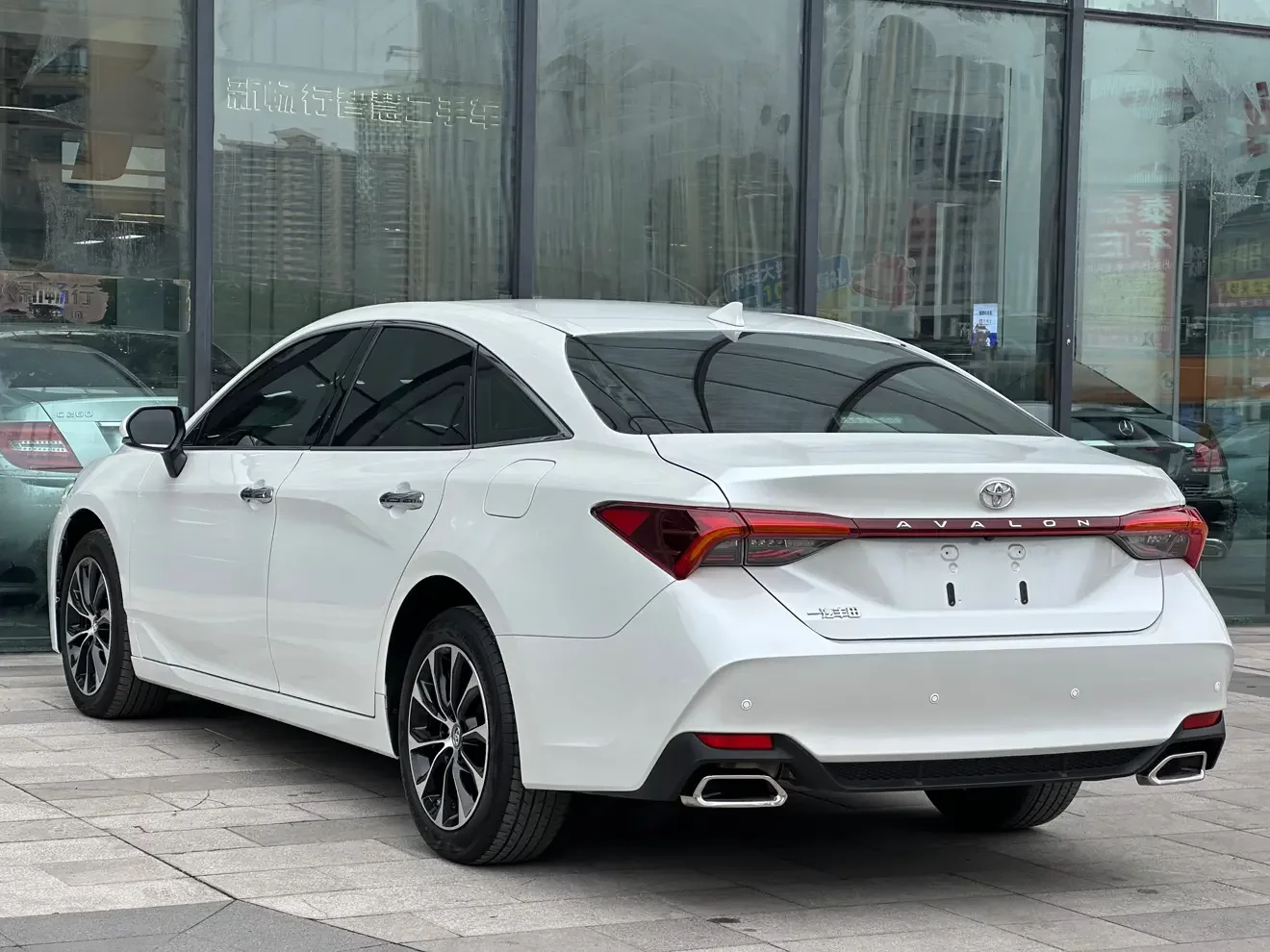 Toyota Avalon