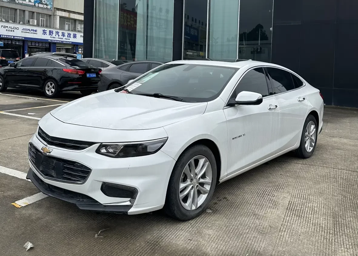 Chevrolet Malibu XL