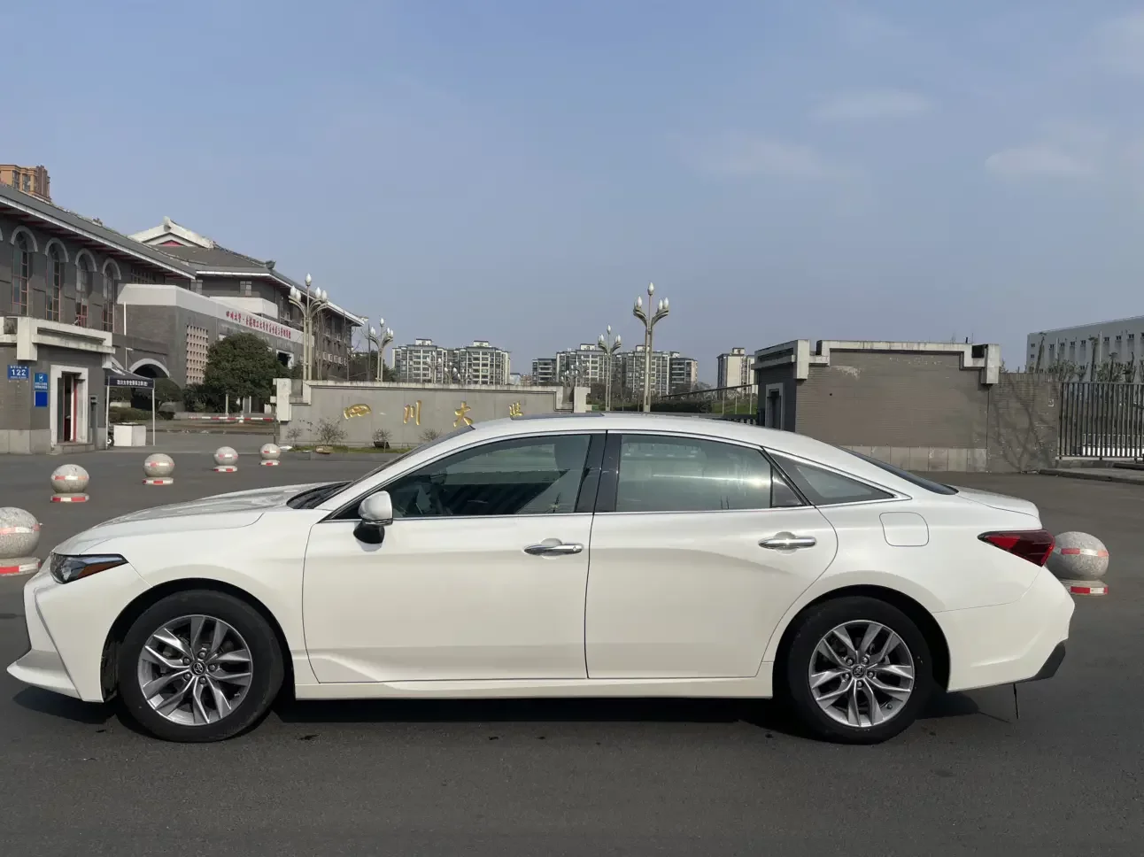 Toyota Avalon