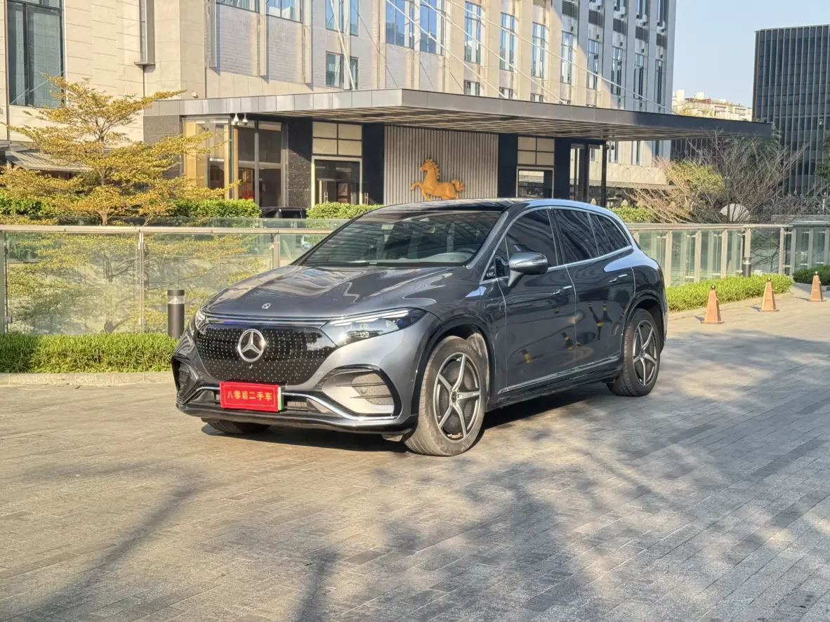 Mercedes-Benz EQS SUV