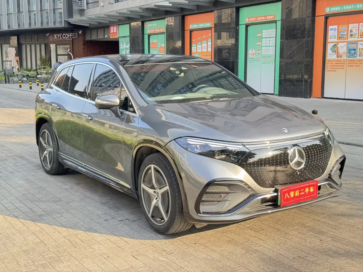 Mercedes-Benz EQS SUV