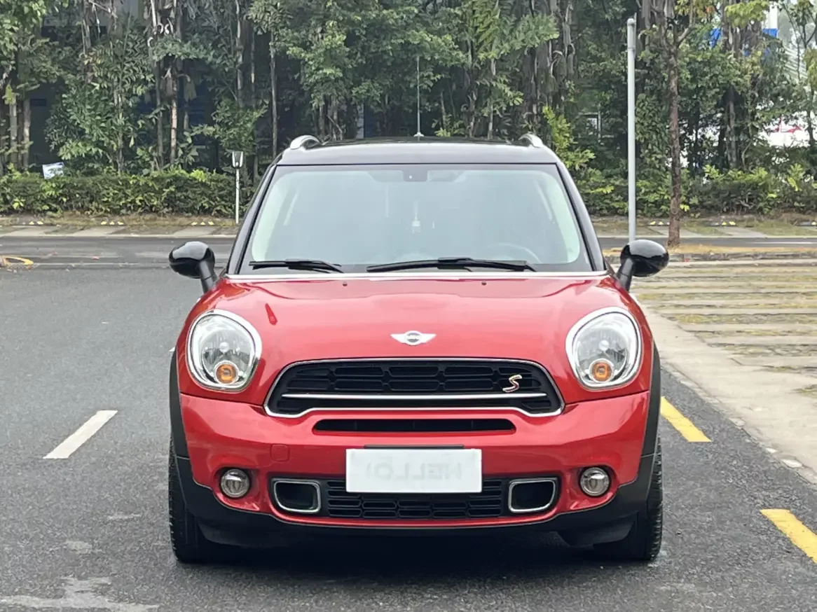 MINI COUNTRYMAN