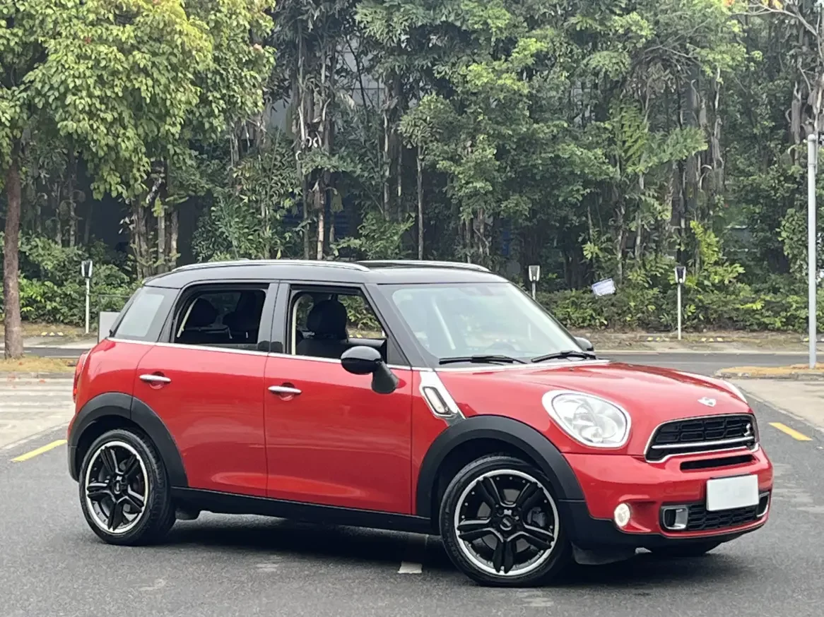 MINI COUNTRYMAN