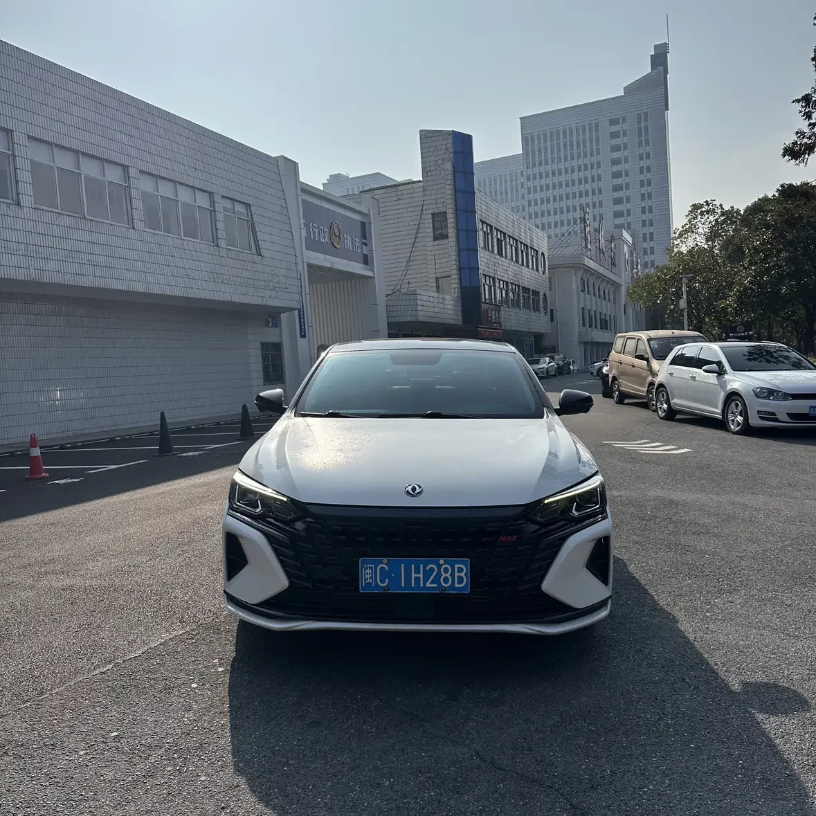 Dongfeng Yixuan MAX