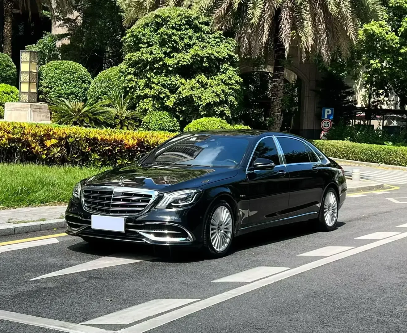 Mercedes-Benz Maybach S-Class