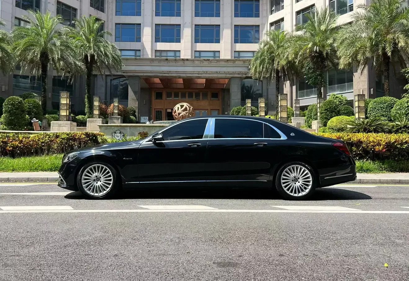 Mercedes-Benz Maybach S-Class