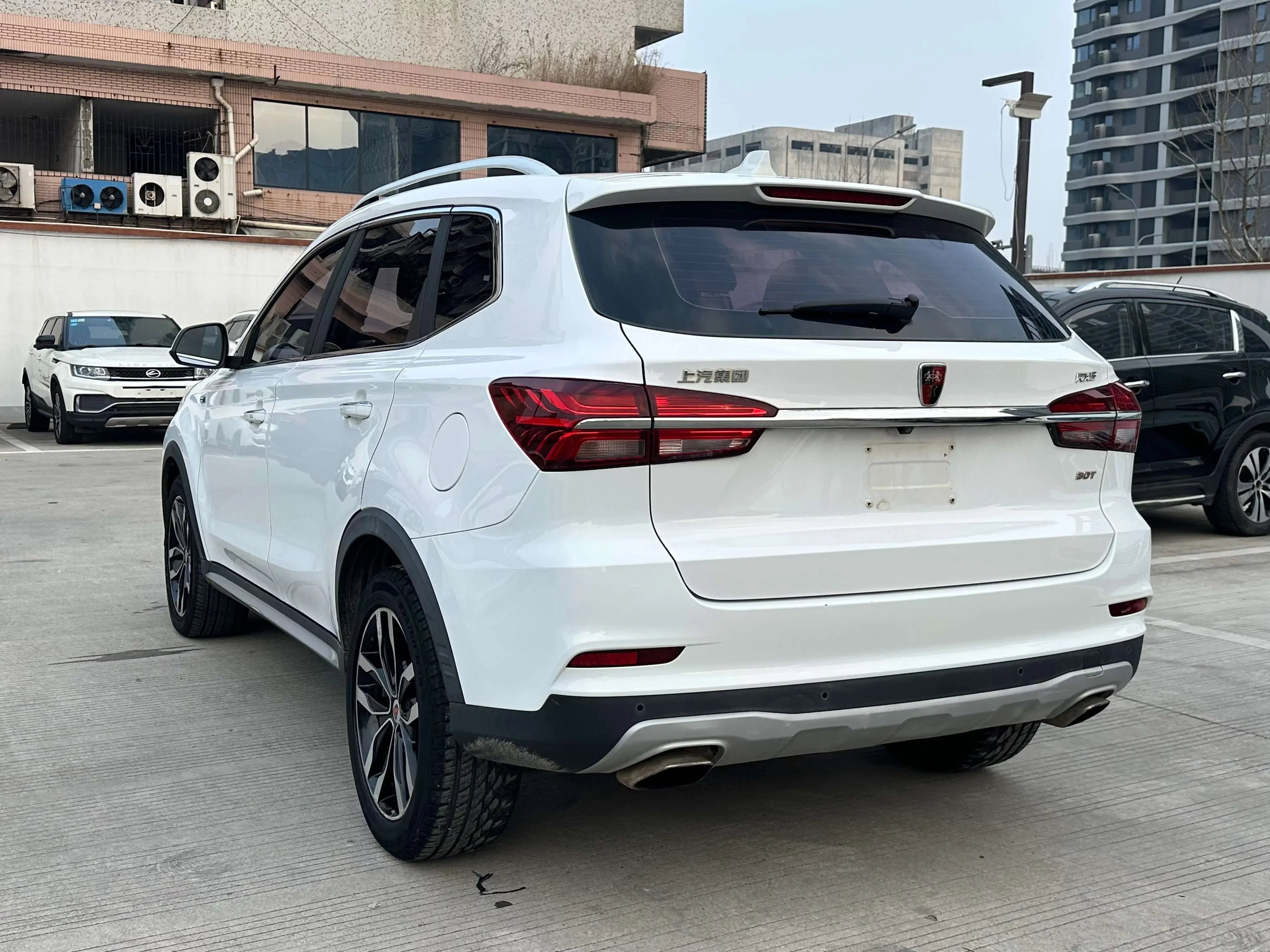 Roewe RX5