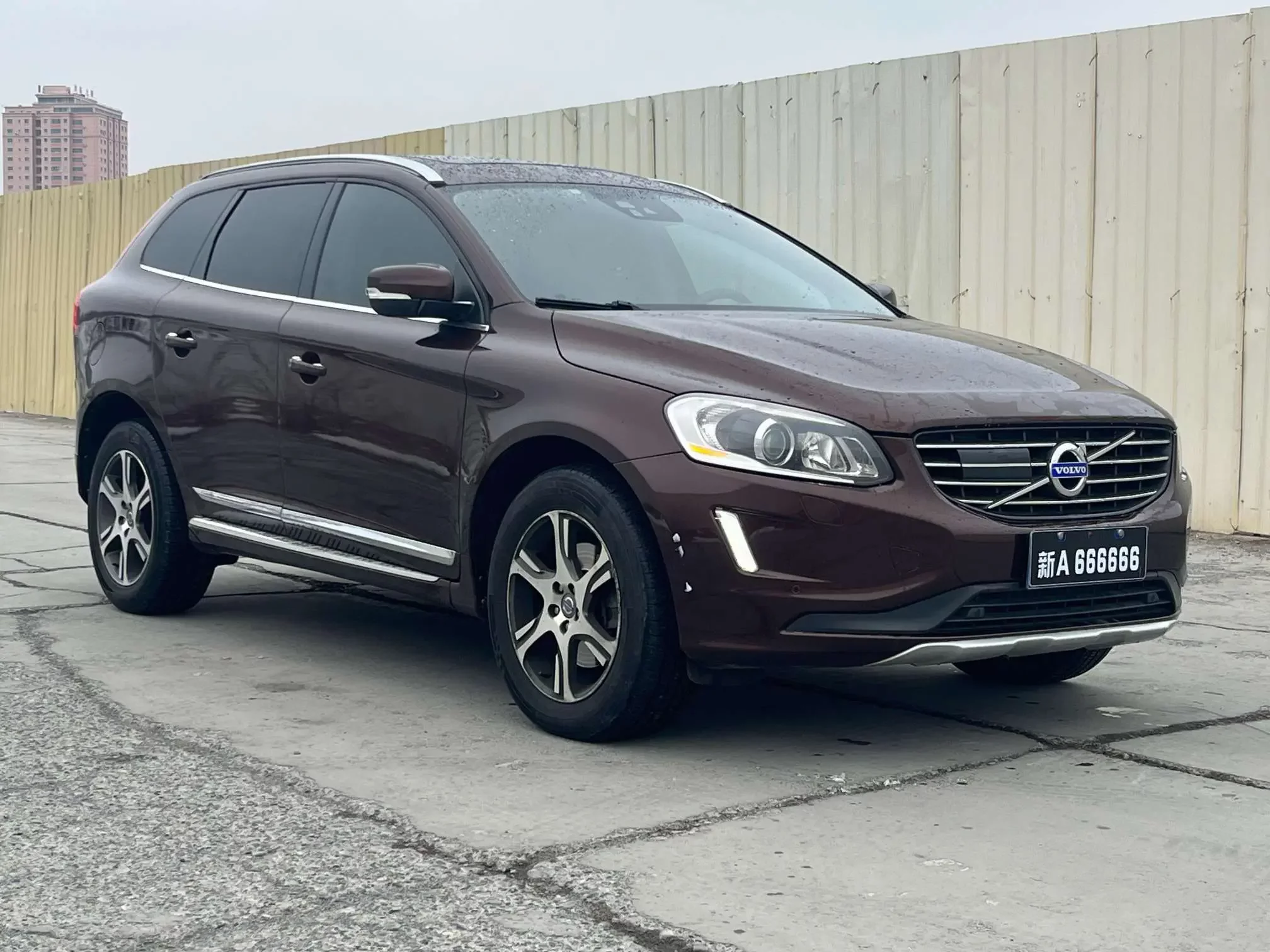 Volvo XC60