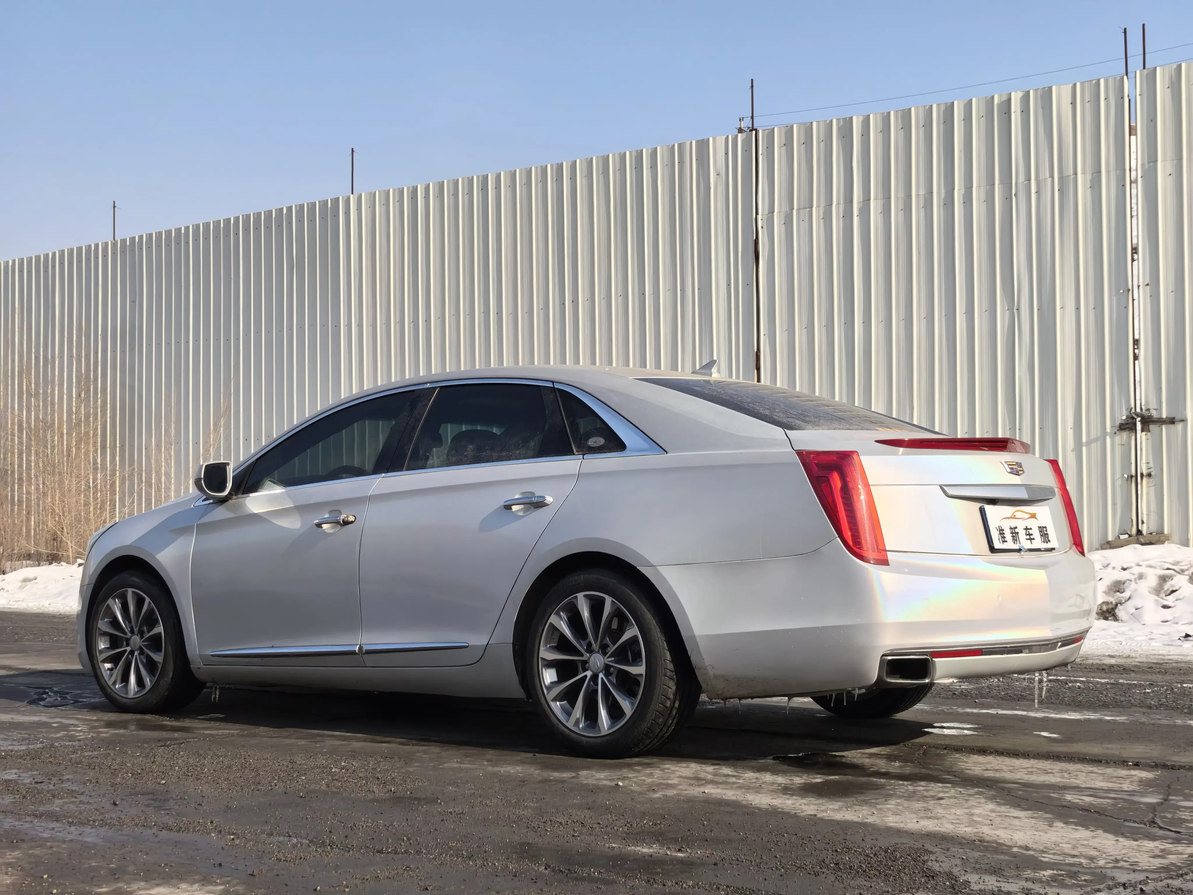 Cadillac XTS
