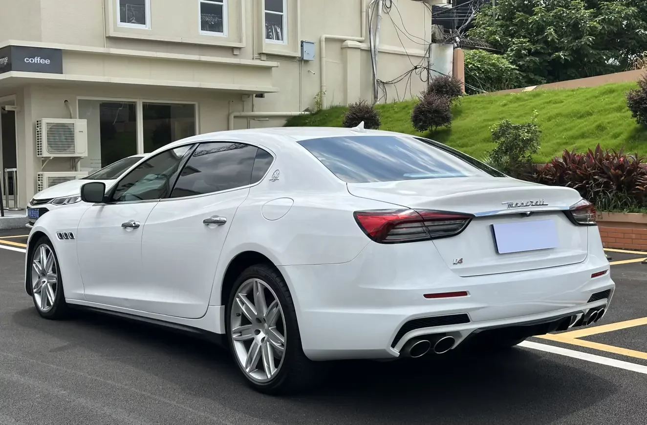 Maserati President