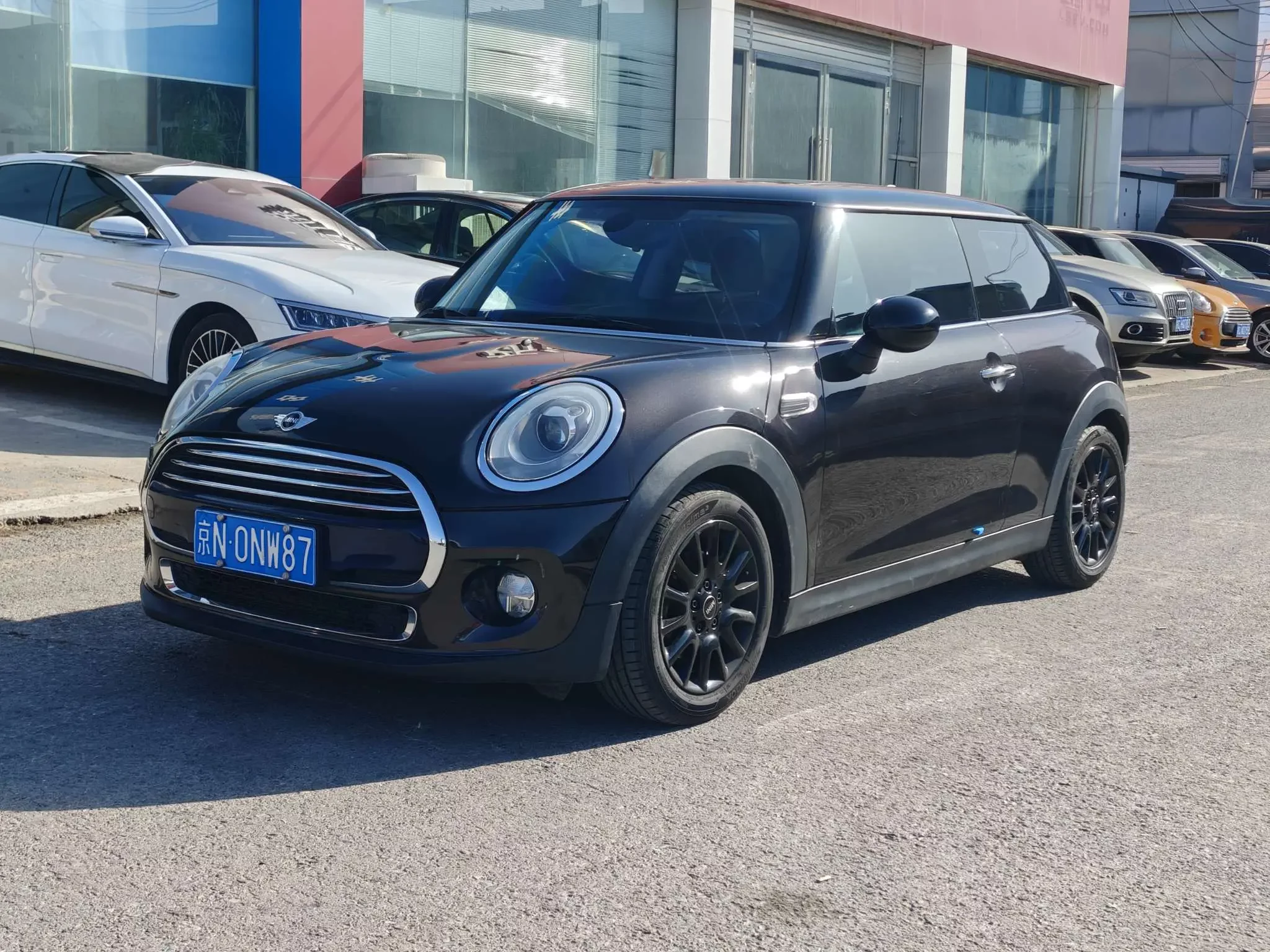 MINI 
