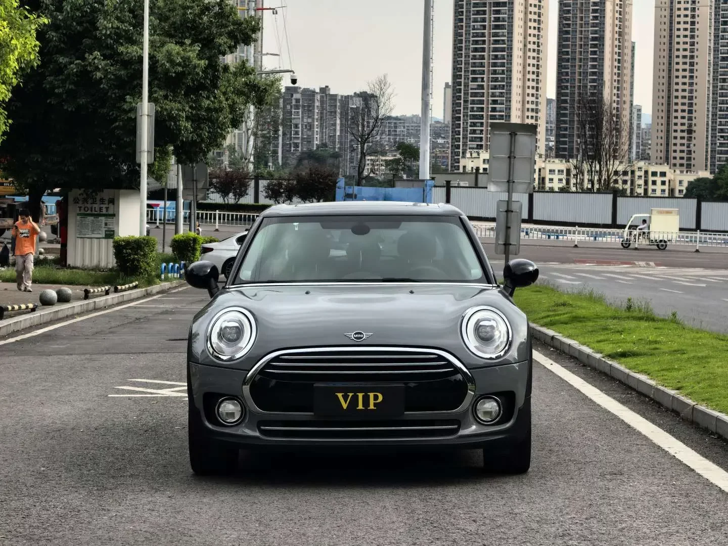 MINI CLUBMAN