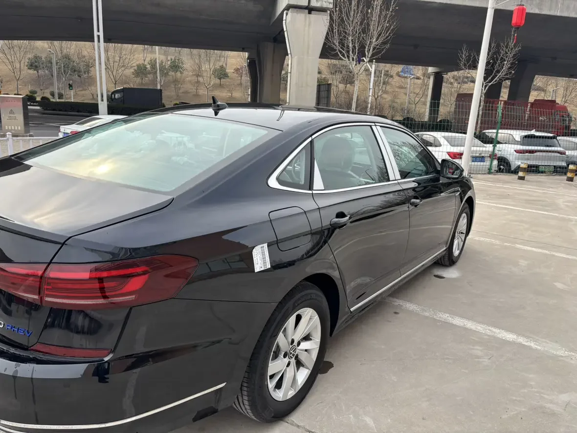 Volkswagen Passat PHEV