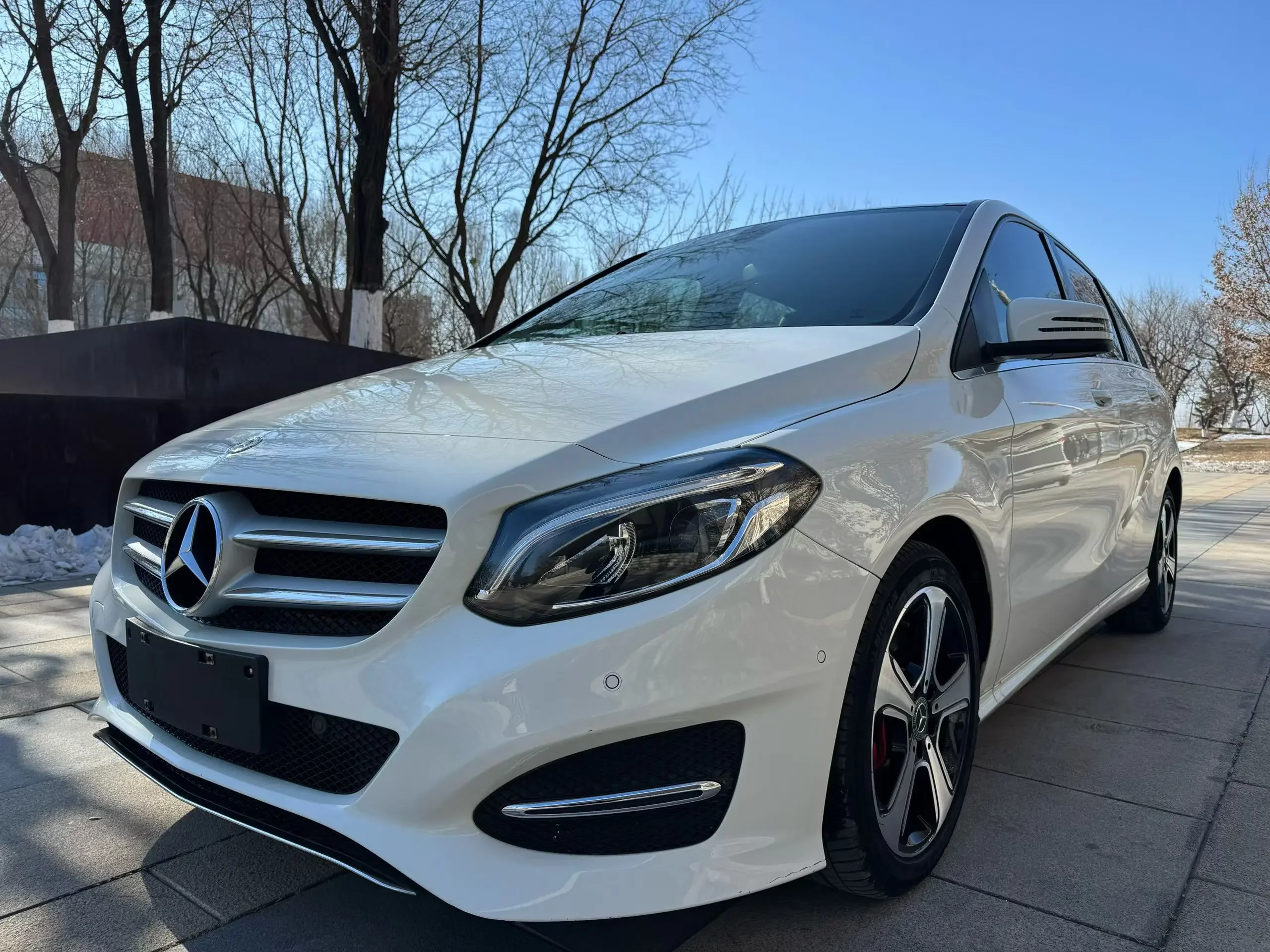 Mercedes-Benz B Class
