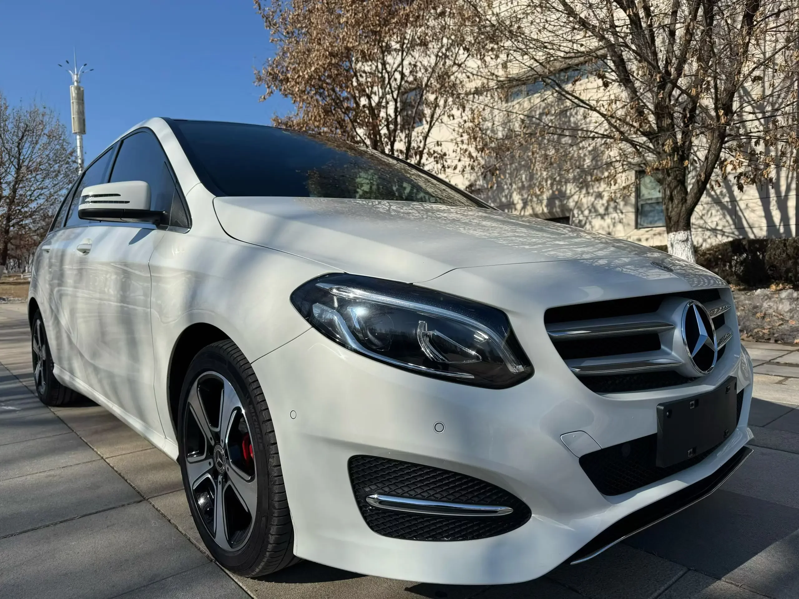 Mercedes-Benz B Class