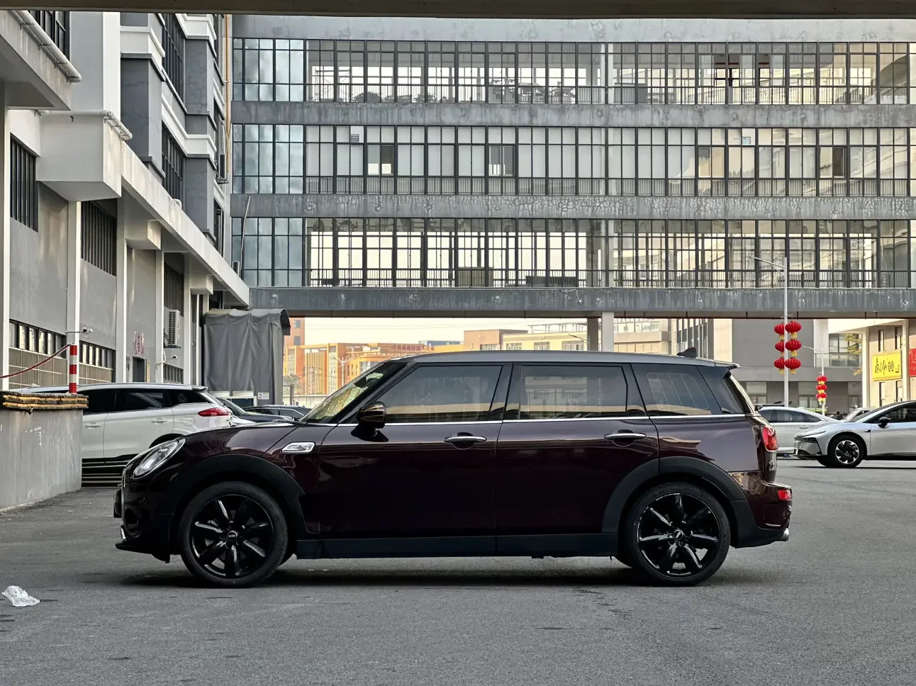 MINI CLUBMAN
