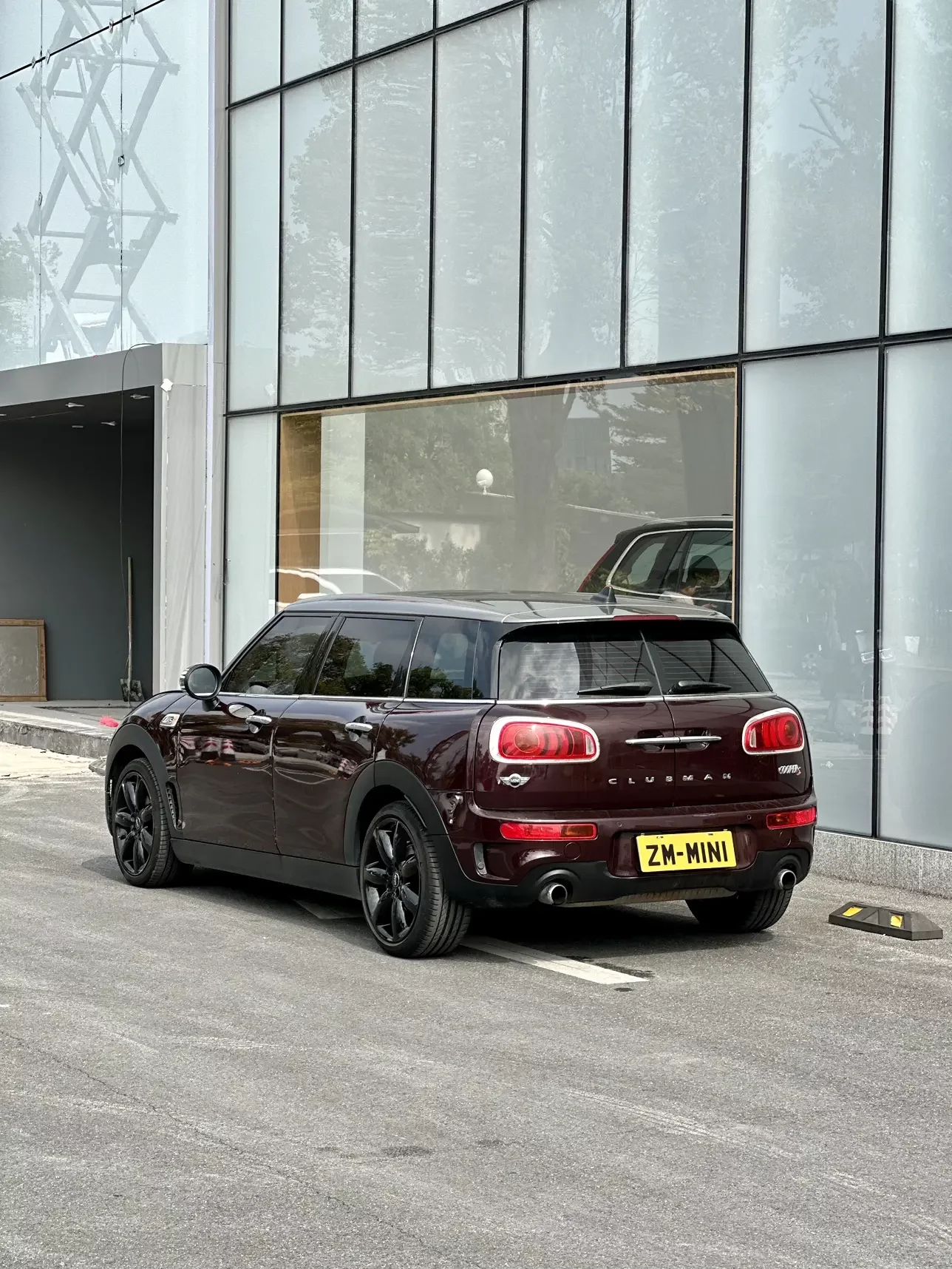 MINI CLUBMAN
