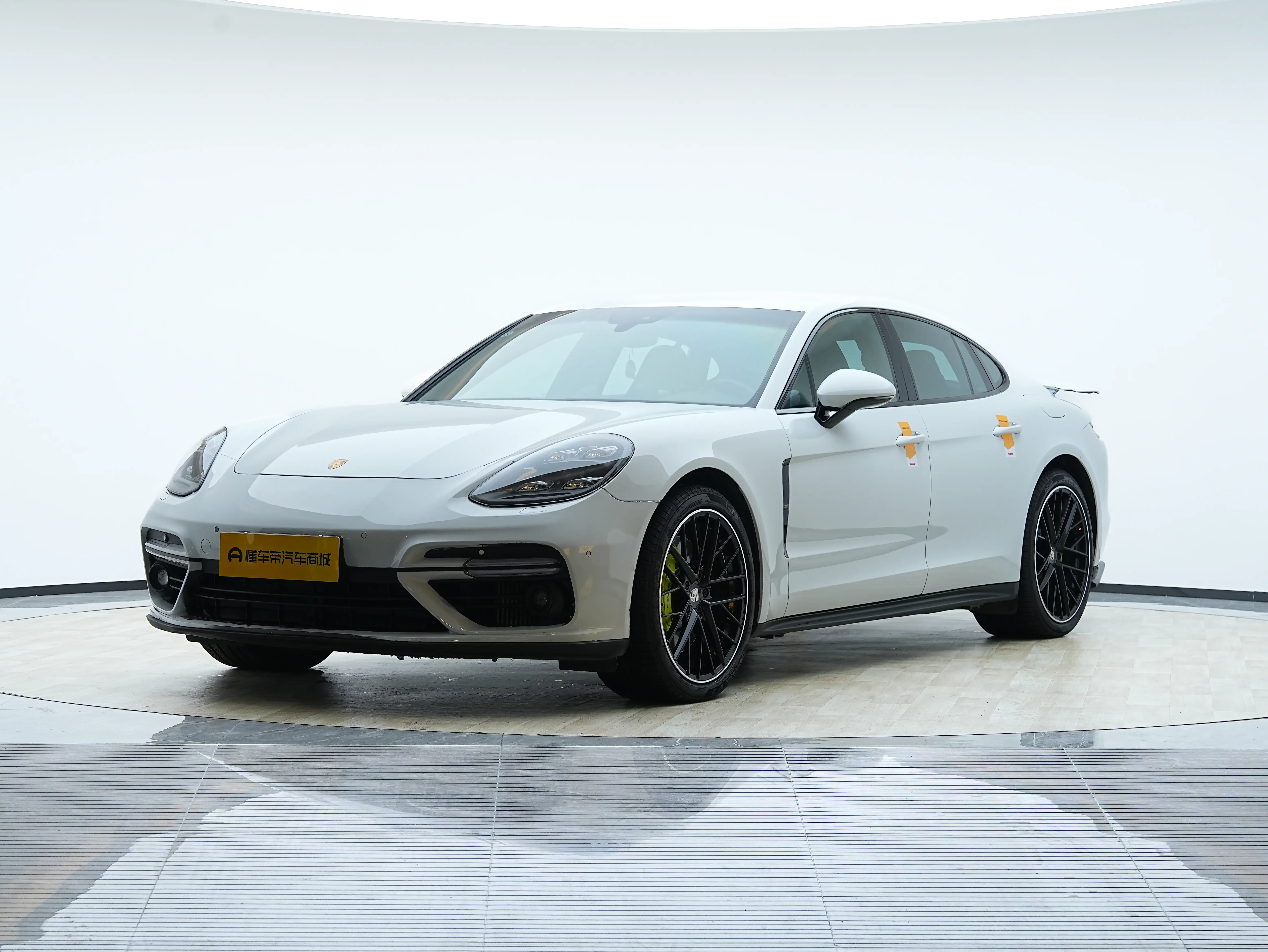 Porsche Panamera E-Hybrid