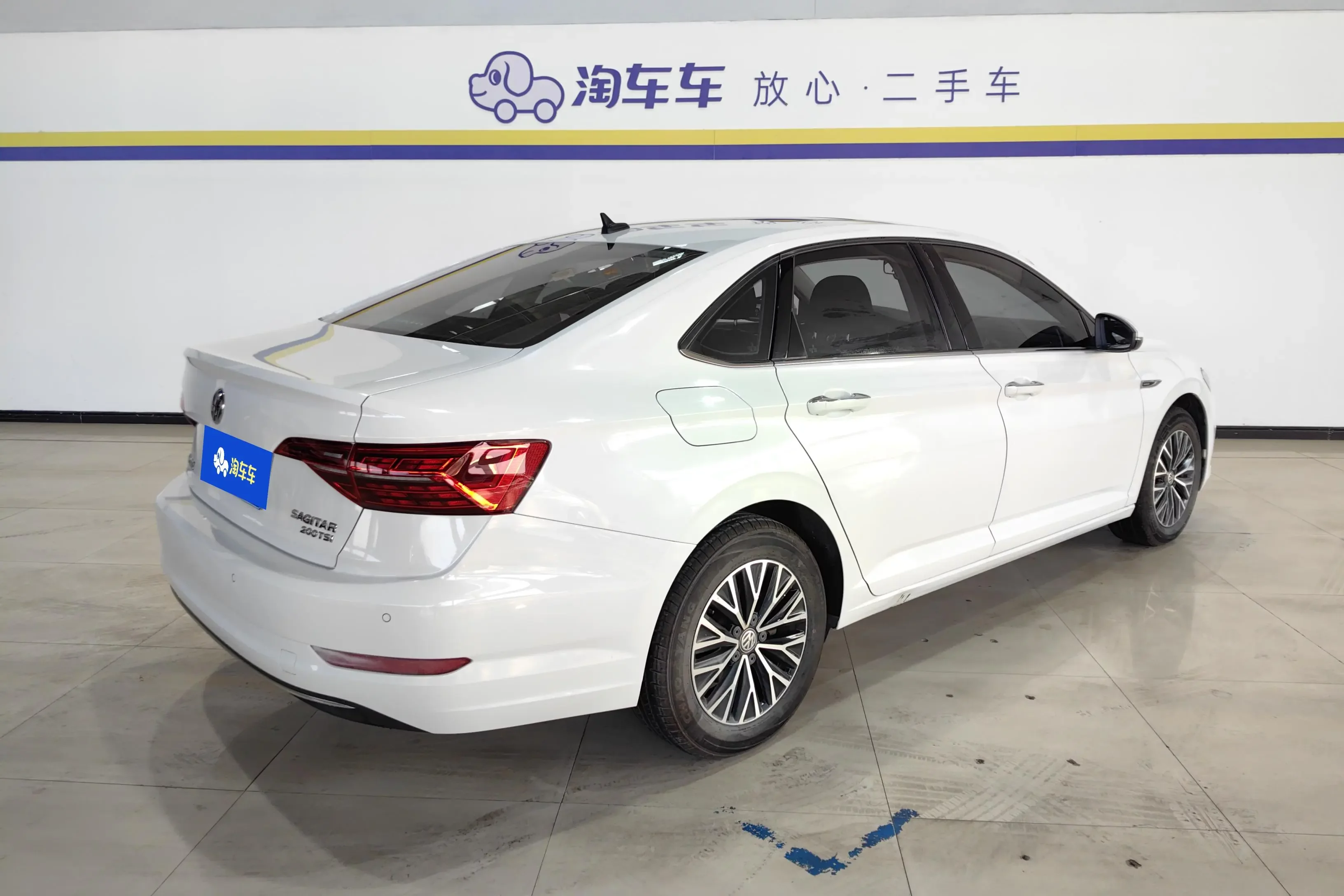 Volkswagen Sagitar
