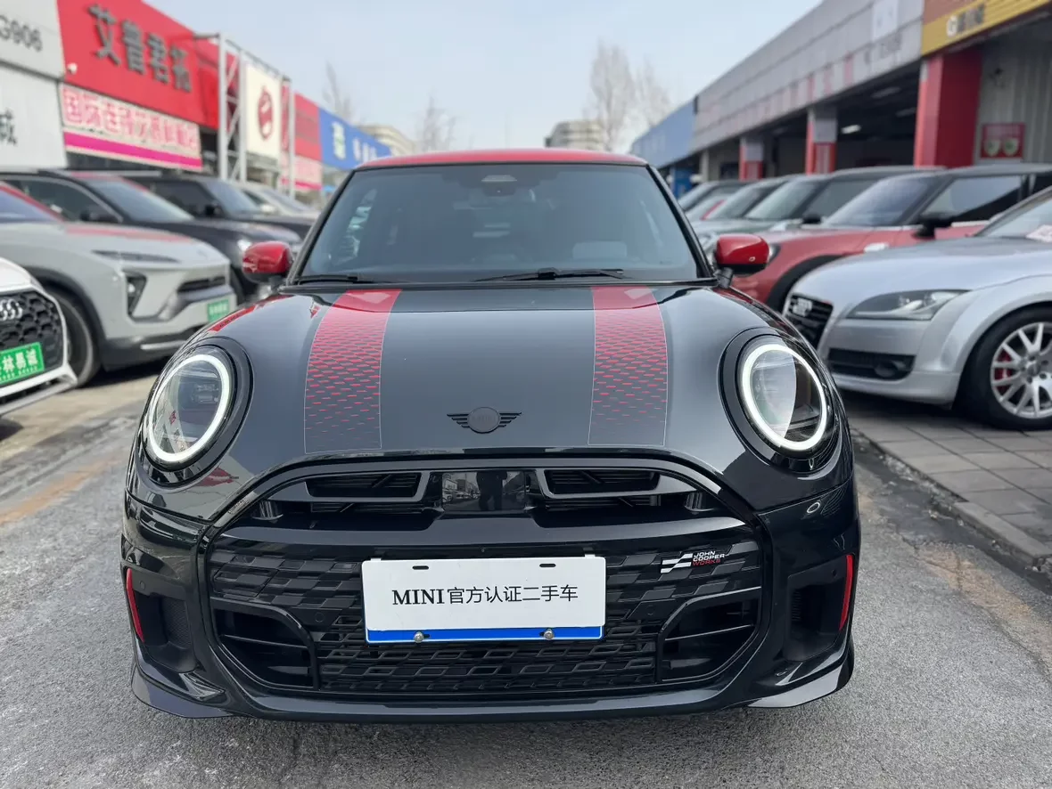 MINI JCW