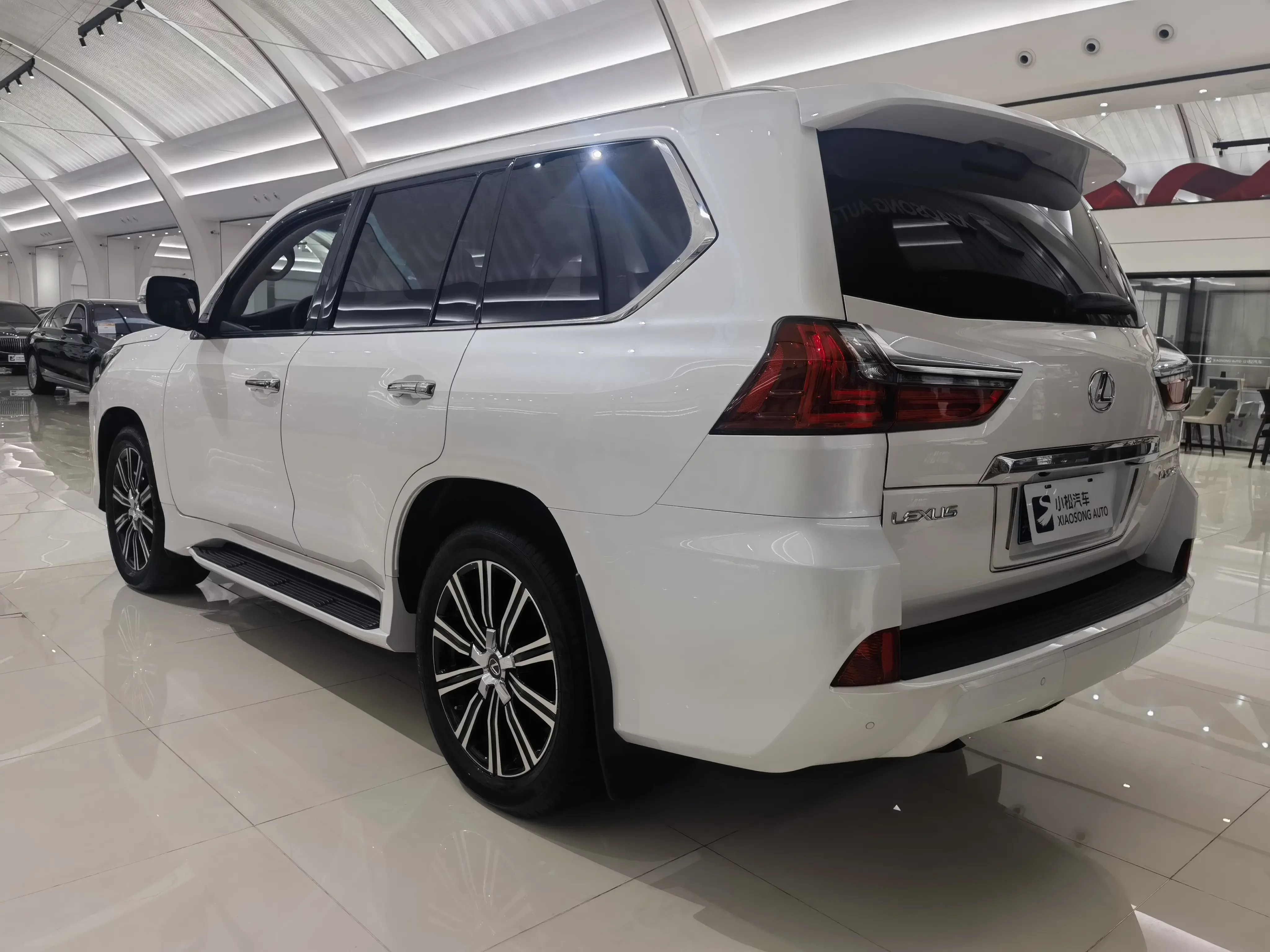 Lexus LX