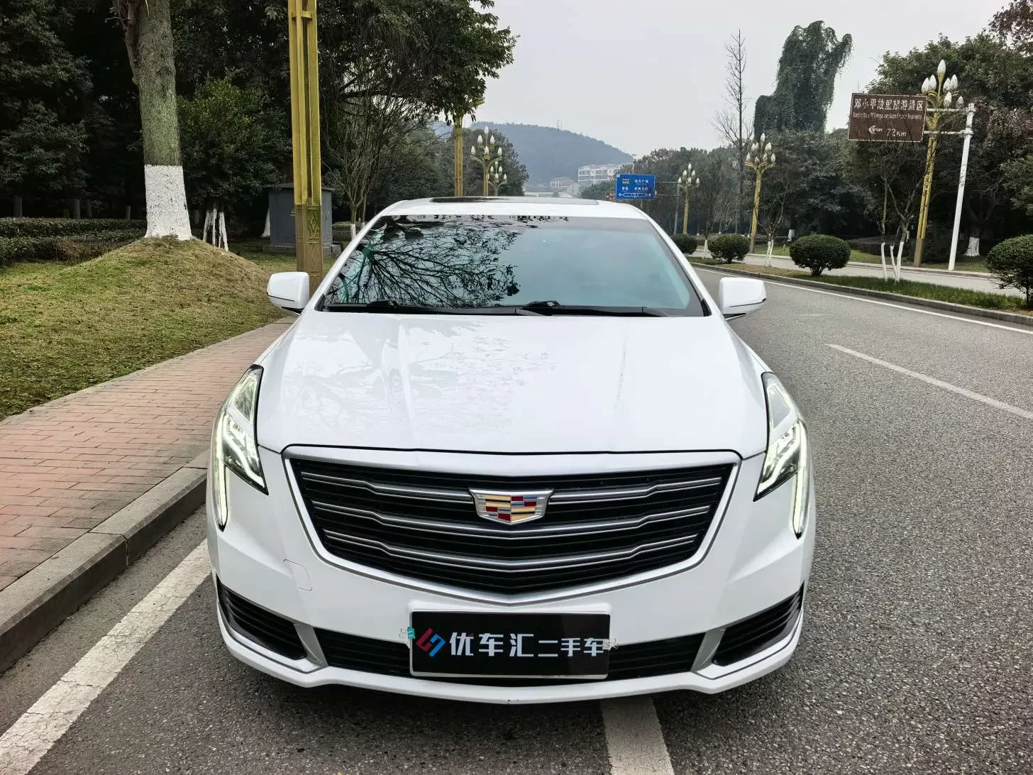 Cadillac XTS