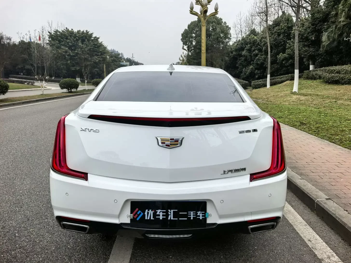 Cadillac XTS