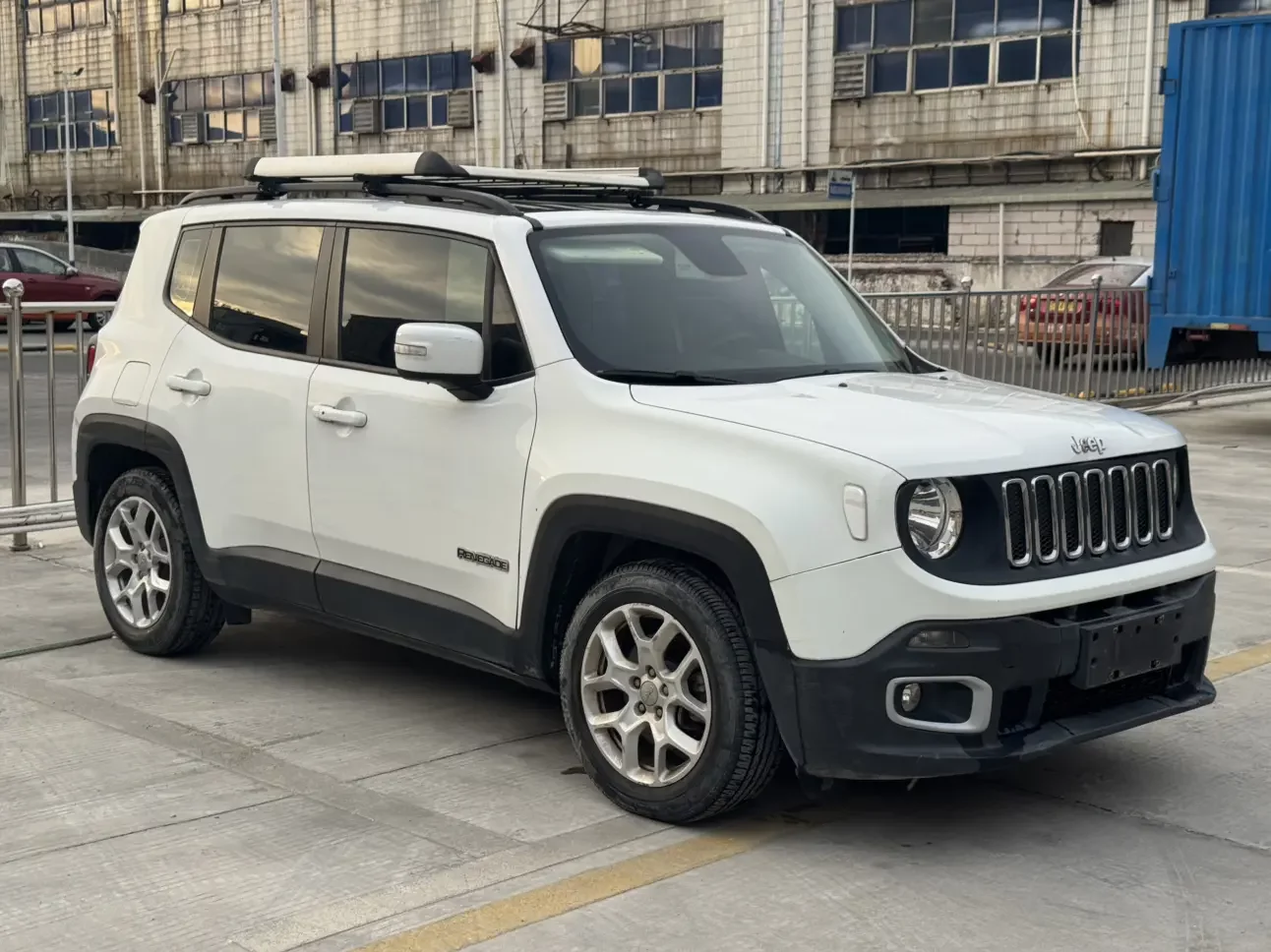 Jeep Freeman