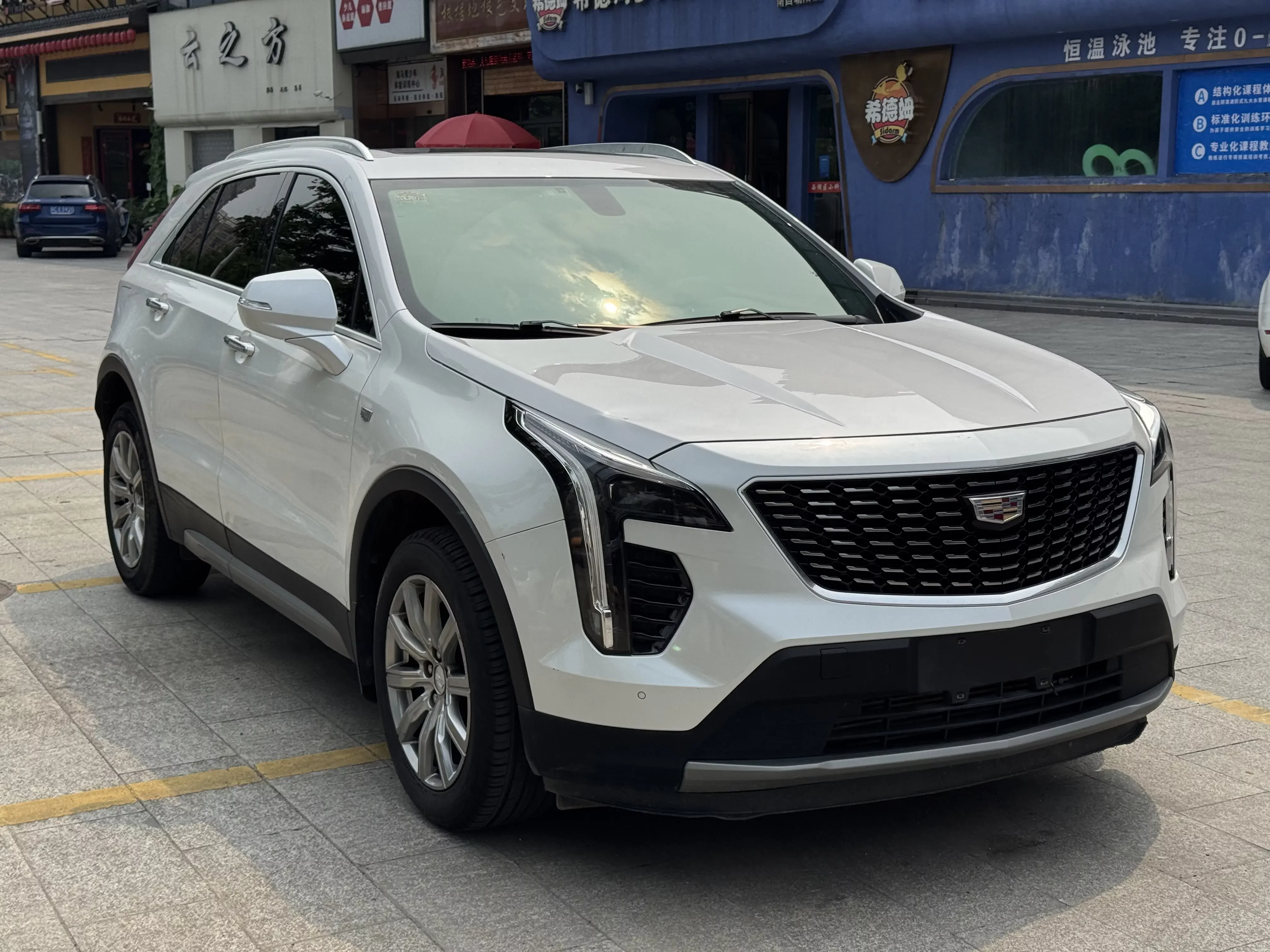 Cadillac XT4