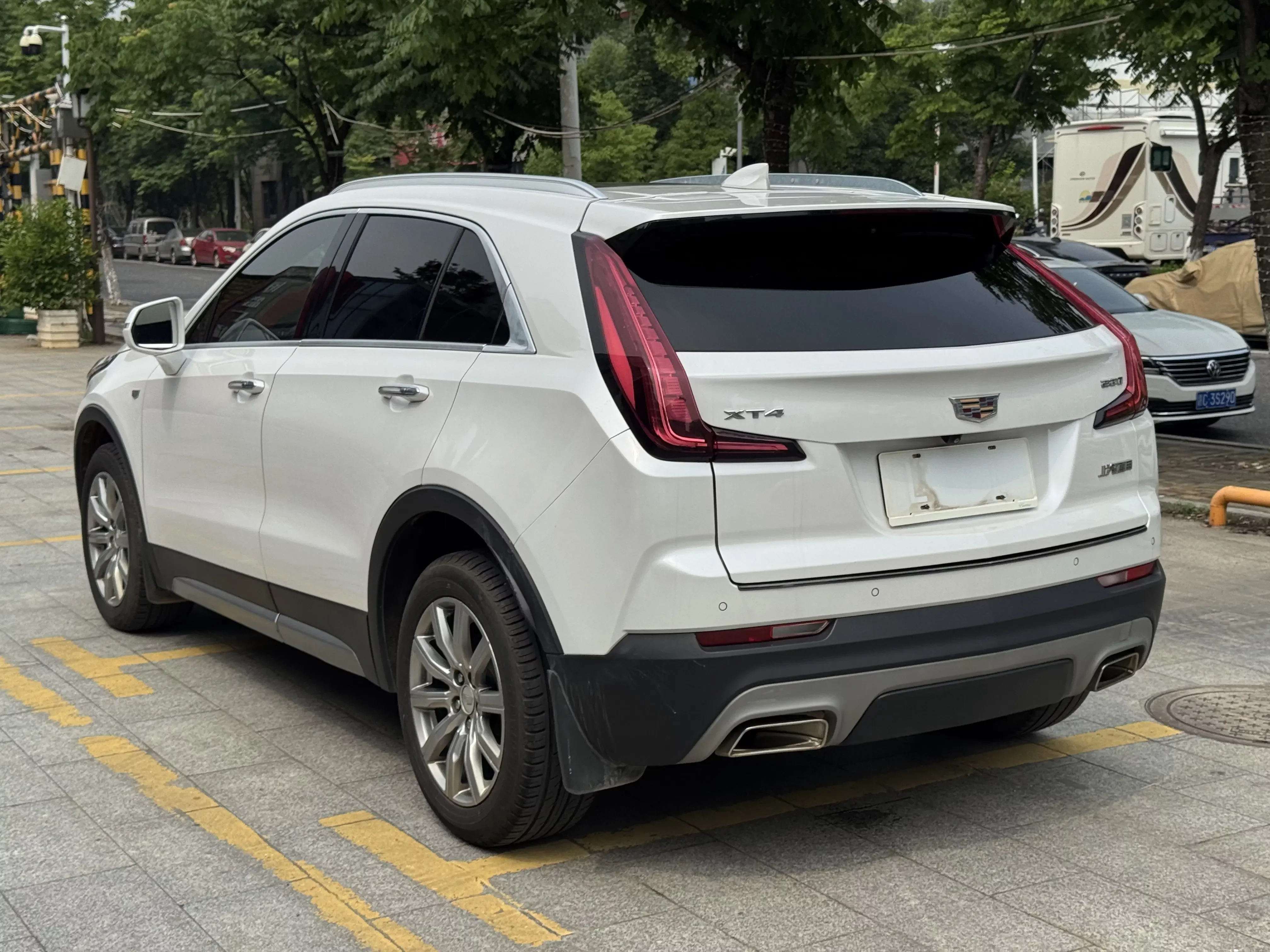 Cadillac XT4