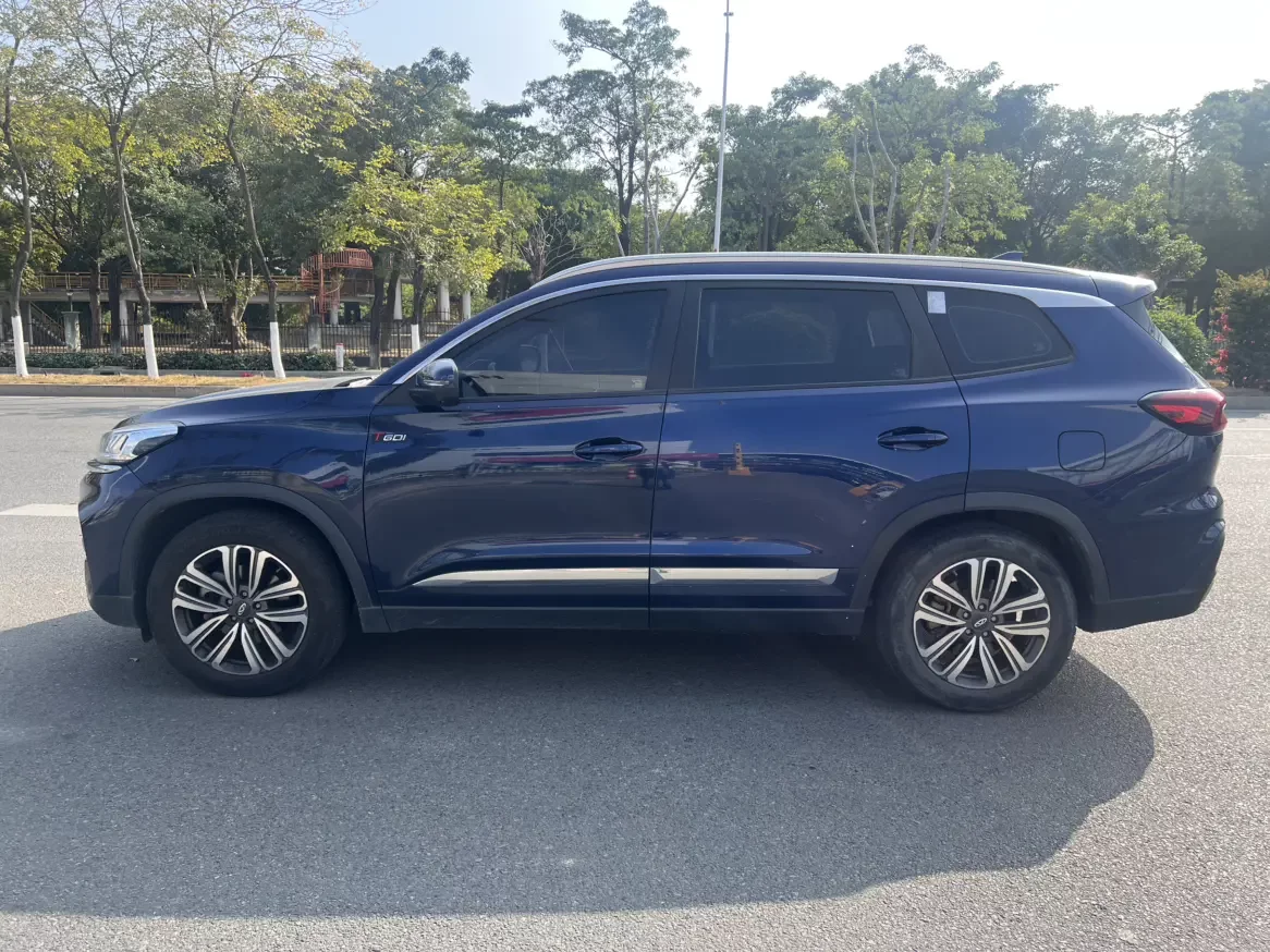 Chery Tiggo 8