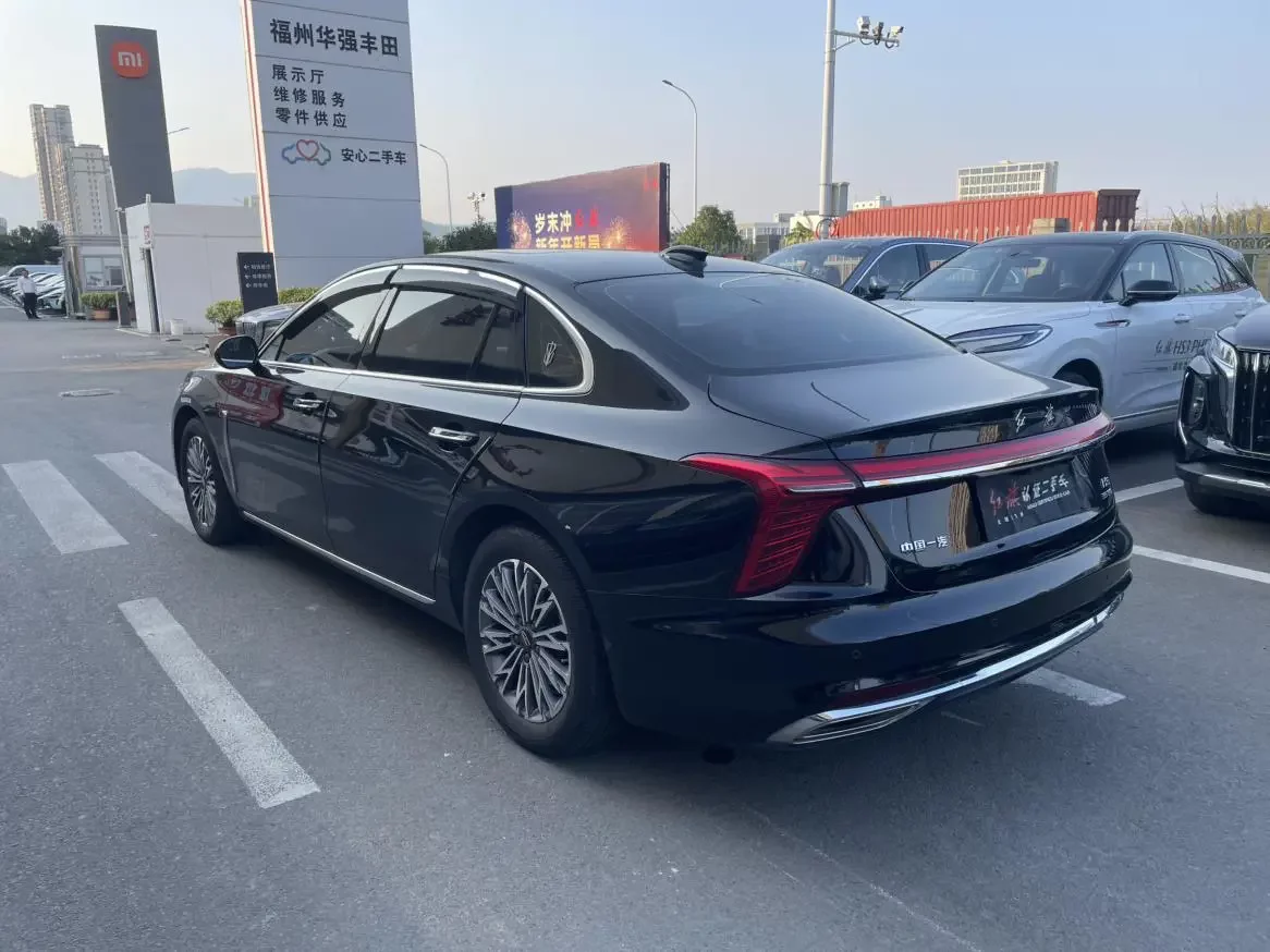 Hongqi H5