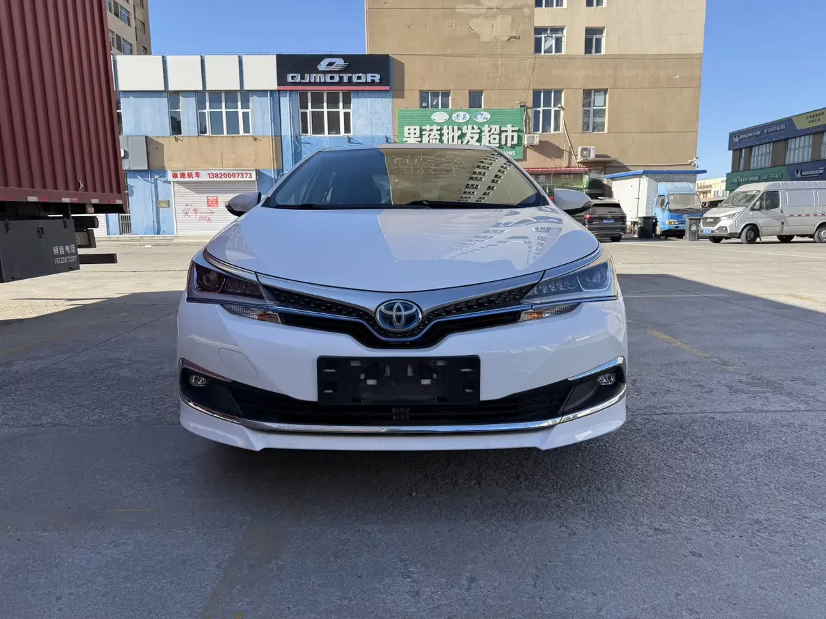 Toyota Corolla Dual Engine E+