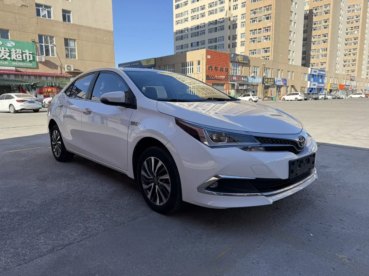 Toyota Corolla Dual Engine E+