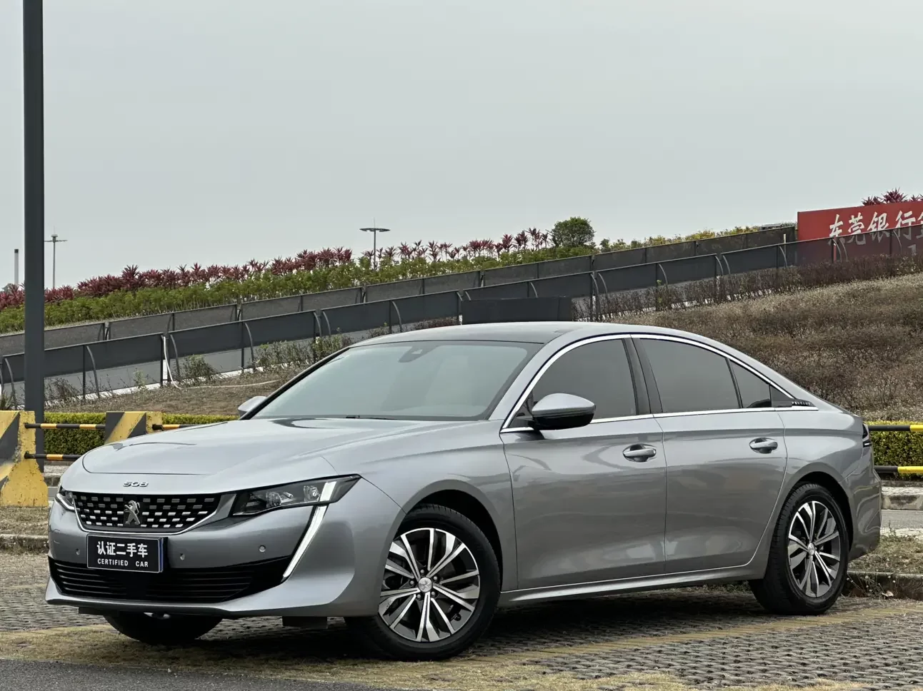 Peugeot 508L