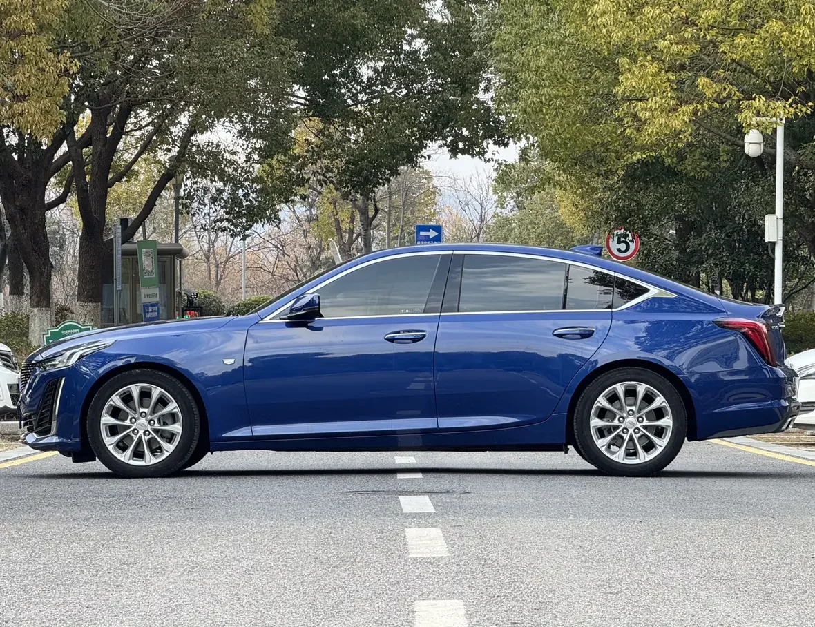 Cadillac CT5