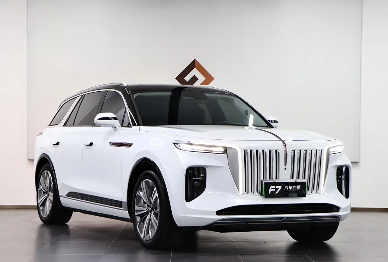 Hongqi E-HS9