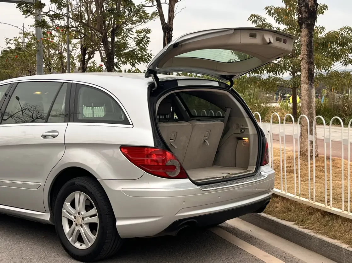 Mercedes-Benz R-Class